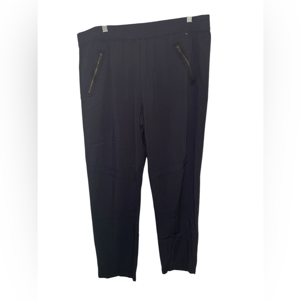 Lilka New NWOT Black Rayon Cropped Pants Size Large